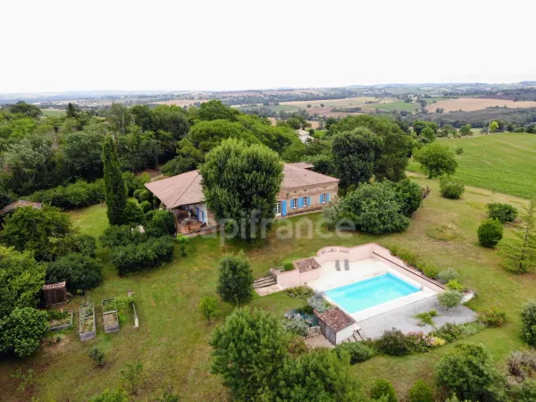 Maison 6 pièces 280 m²