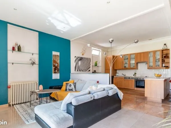 Appartement esprit maison 98m² avec terrasse véranda et garage