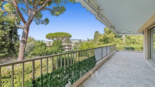 Appartement 4 pièces 126 m²