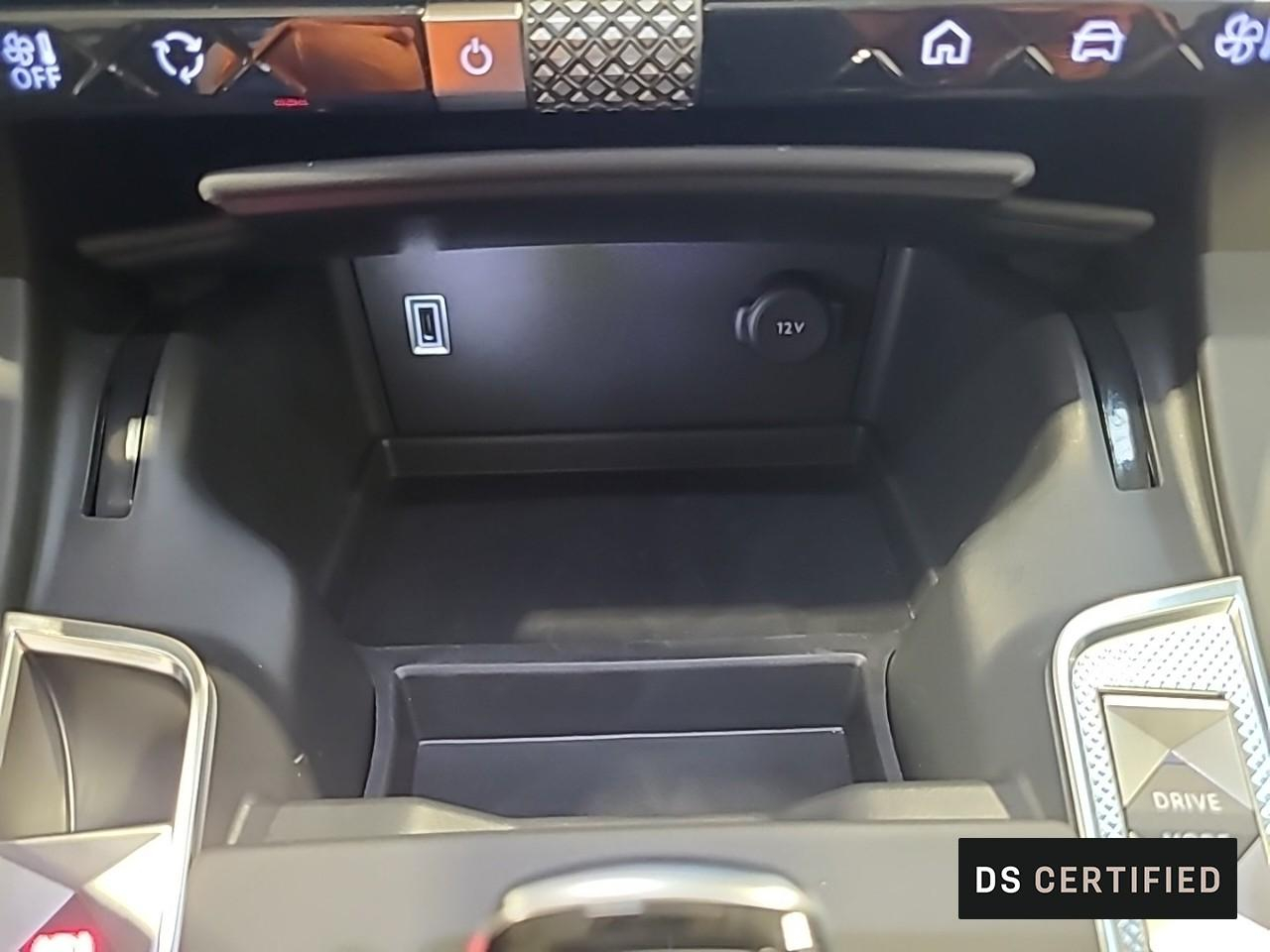Ds Ds 7 crossback bluehdi 130 eat8 etoile — photo 29