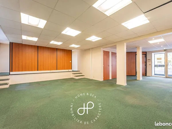 Local commercial 154 m² MARSEILLE