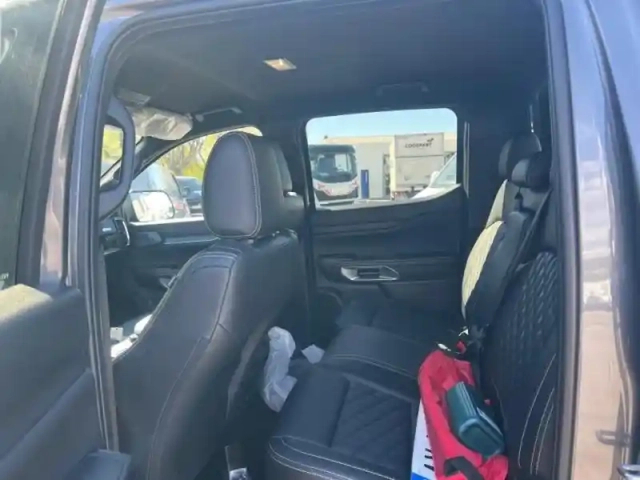 Ford Ranger 3.0 ecoblue v6 240ch stop&amp;start double cabine platinum e-4wd bva10 — photo 15