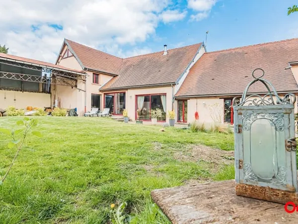 Maison 4 pièces 276 m²