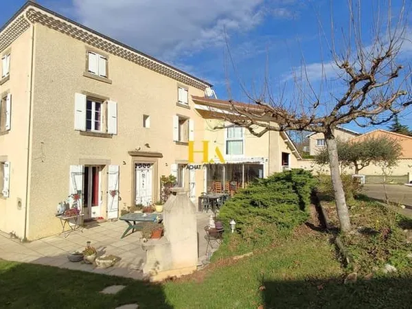 Maison 7 pièces 165 m²