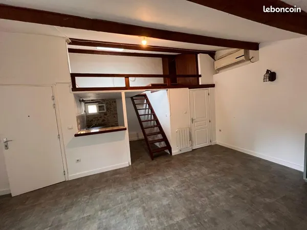 Appartement 1 pièce + mezzanine 34m² étage 2/2