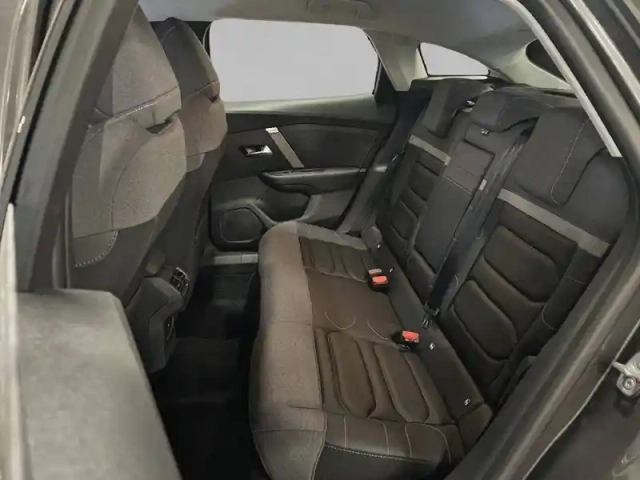 Citroën C4 puretech 130 eat8 — photo 12