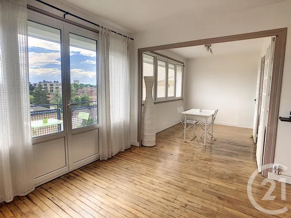 Appartement 4 pièces 67 m²