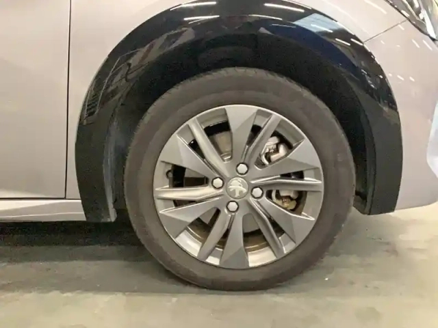 Peugeot 208 electrique 50 kwh 136ch — photo 19