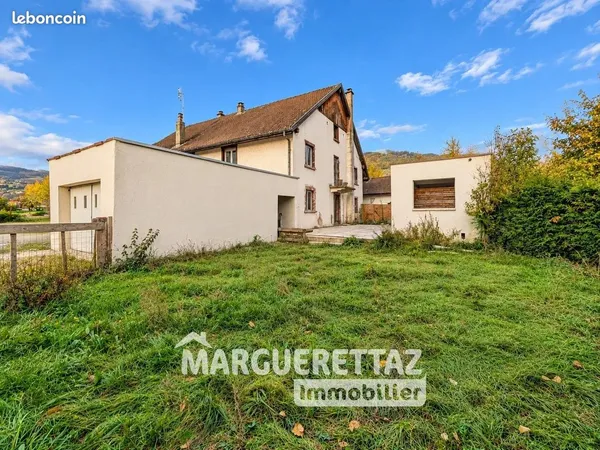 Ferme 9 pièces 365 m²