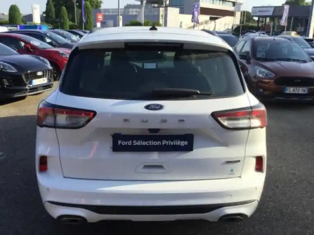 Ford Kuga 2.5 duratec 225ch powersplit phev st-line ecvt — photo 5