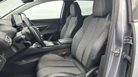 Peugeot 3008 1.2 PureTech 130ch S&S Allure — photo 9