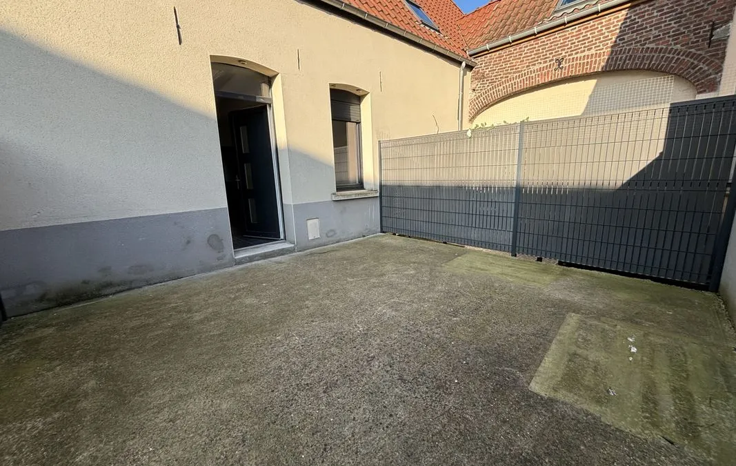 Photo 1