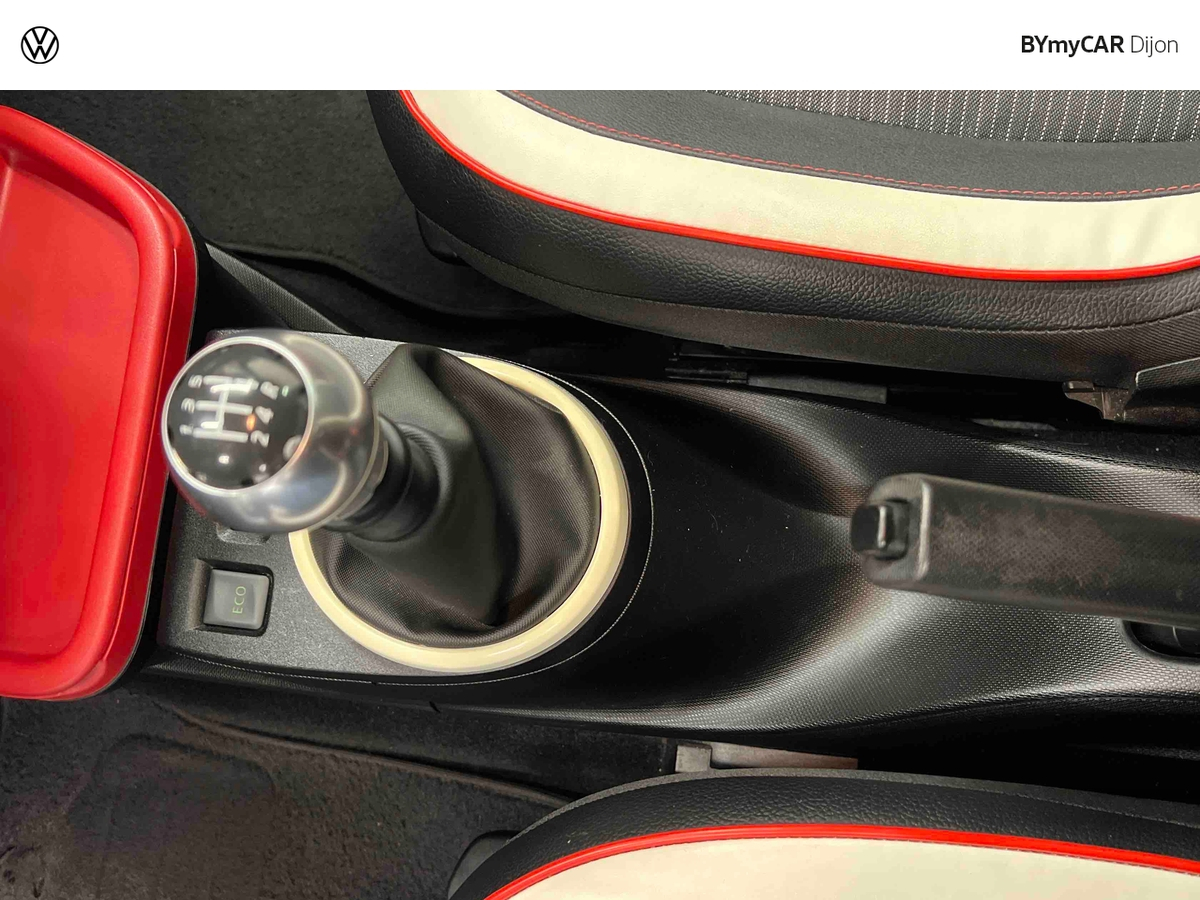 Renault Twingo III 0.9 TCe 90 Energy — photo 21