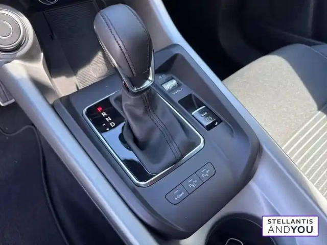 Alfa Romeo Tonale 1.3 hybride rechargeable phev 190ch at6 e-q4 — photo 22