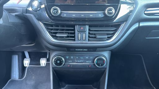 Ford Fiesta 1.5 EcoBoost 200 - St Plus – 2019 – 120277 km – Essence – Boîte Manuelle — photo 24