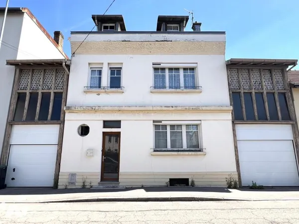 Maison 8 pièces 153 m²