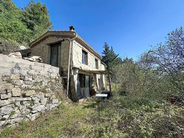 Maison de 46 m² avec terrain à Peyre Grosse - Saint Agnès