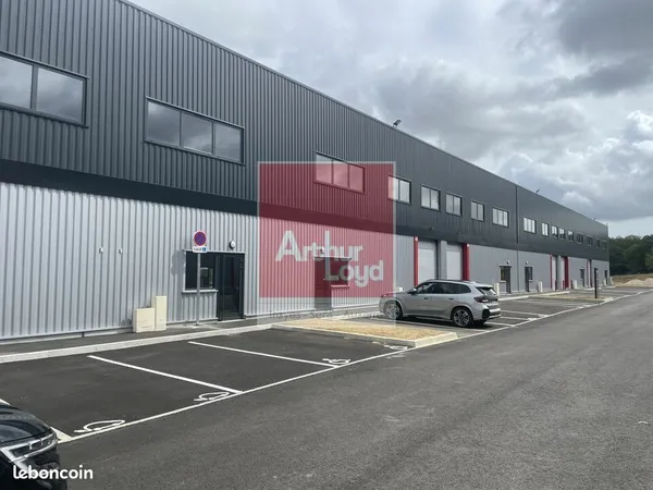 ENTREPOT - LOGISTIQUE 4326 m² AUXERRE