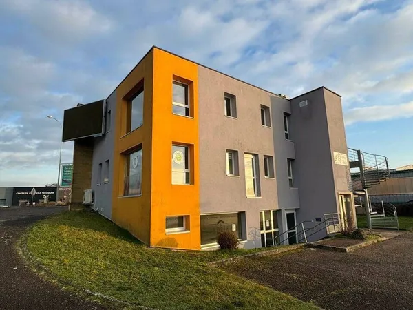 Bureaux 240 m²
