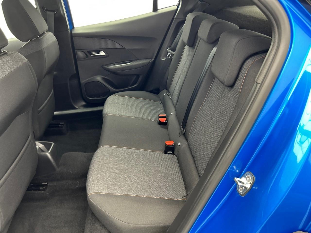 Peugeot 2008 hybrid 136 e-dcs6 style — photo 13