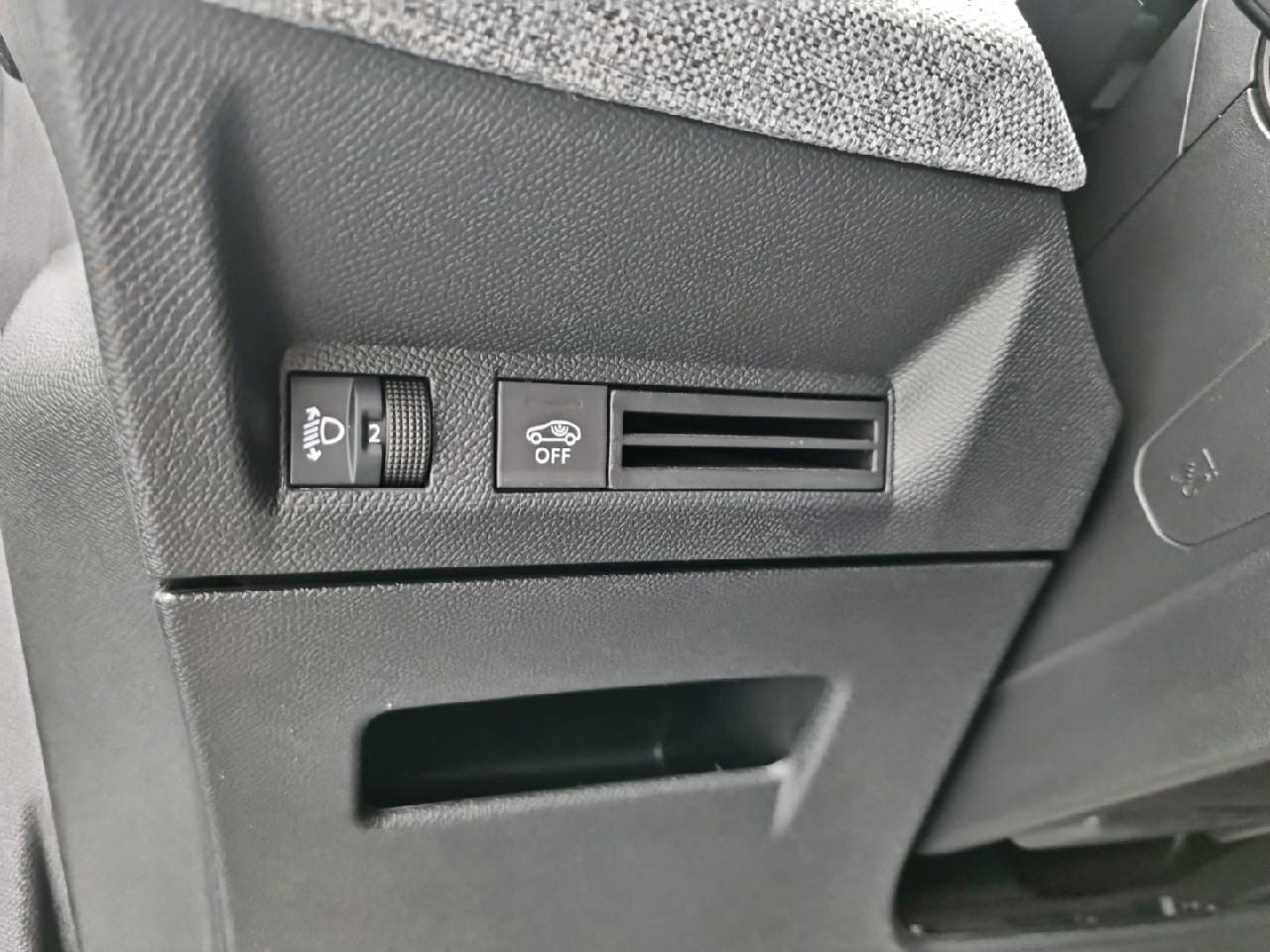 Peugeot 3008 hybrid 145 e-dcs6 allure — photo 22