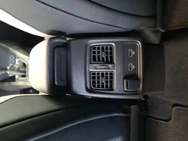 Renault Captur tce 90 — photo 32