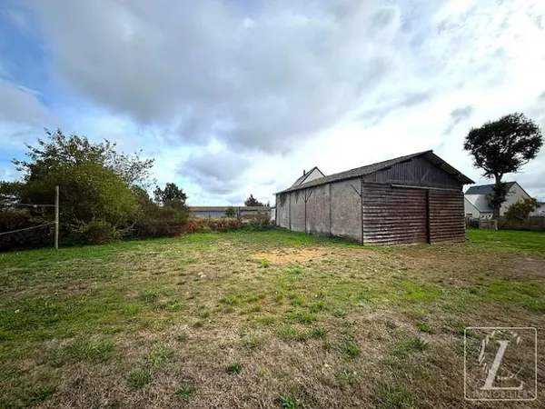 Terrain 7000 m²