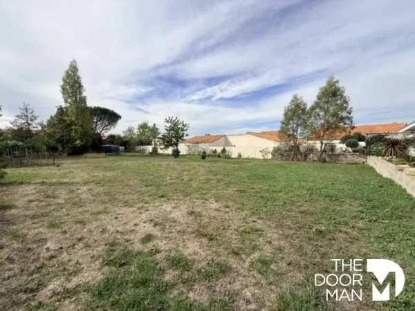 Terrain 972 m²