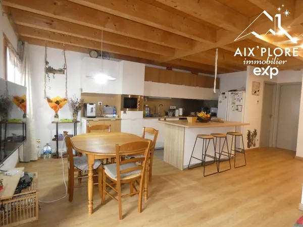 Triplex T5 113.90 Garage Et Parking