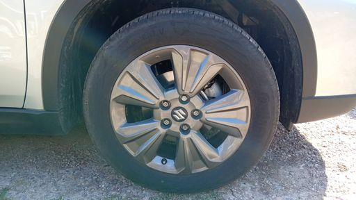 Suzuki Vitara 1.5 Dualjet 116 Hybrid Auto - Privilege – 2025 – 4650 km – Hybride essence – Boîte Automatique — photo 12