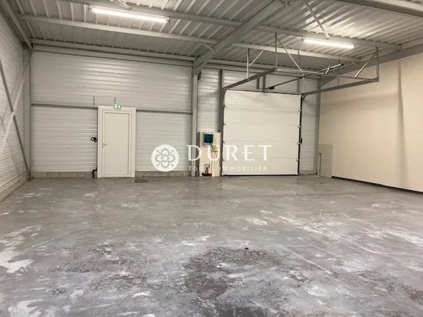 Local commercial 115 m²