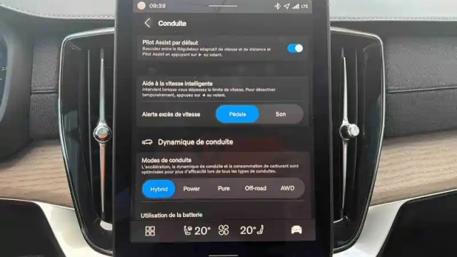 Volvo Xc90 t8 awd hybride rechargeable 455 ch geartronic 8 7pl — photo 17