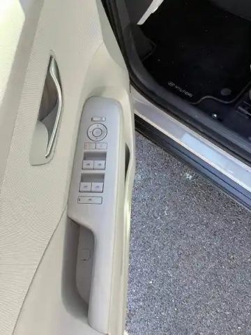 Hyundai Kona hybrid 138 — photo 11