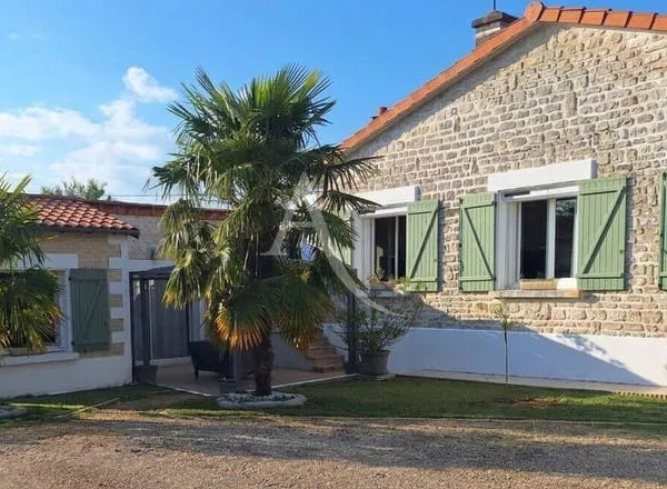 Maison de plain-pied 6 pièces 137 m²
