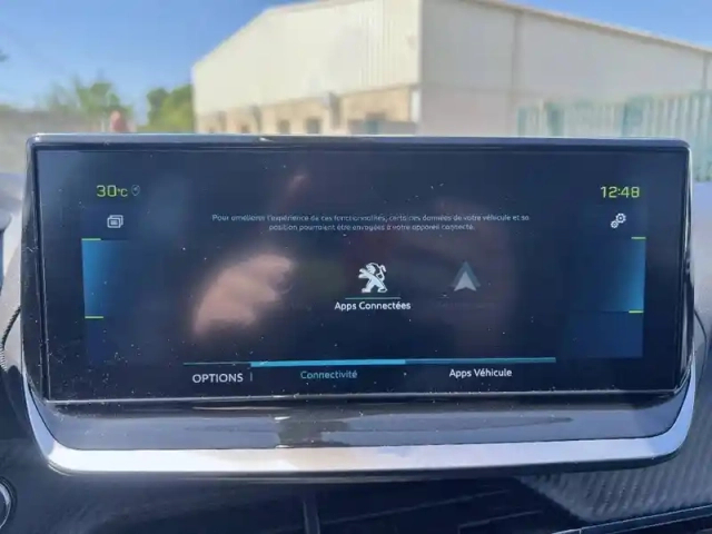 Peugeot 2008 electrique 136 ch — photo 16