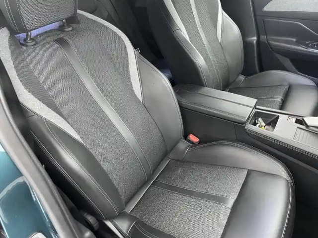 Peugeot 308 sw puretech 130ch s&amp;s eat8 — photo 47