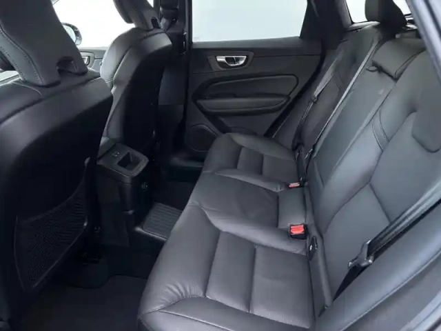 Volvo Xc60 t6 awd hybride rechargeable 253 ch+145 ch geartronic 8 — photo 9