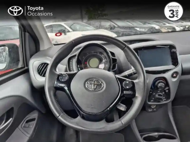 Toyota Aygo 1.0 vvt-i 72ch x-play 5p my20 — photo 9