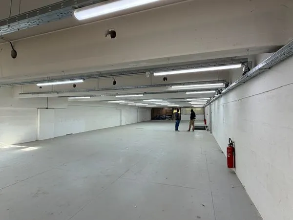 Vente plateau 1 000 m² modulable à pantin (93) - libre - multi-usages