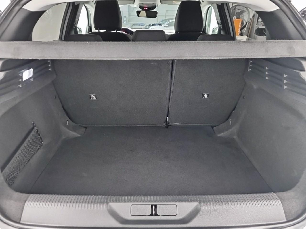 Peugeot 308 hybrid 136 e-dcs6 active pack — photo 14