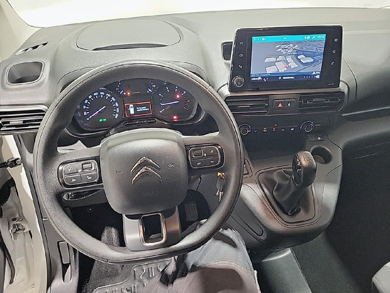 Citroën Berlingo van m 650 bluehdi 100 s&s driver — photo 12