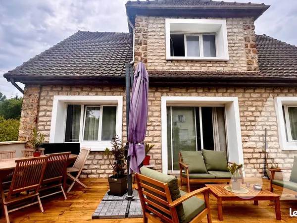 Maison 7 pièces 140 m²
