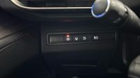 Peugeot 3008 HYBRID4 300ch GT Pack e-EAT8 — photo 27