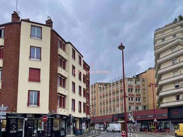 LOCAL COMMERCIAL - CENTRE VILLE