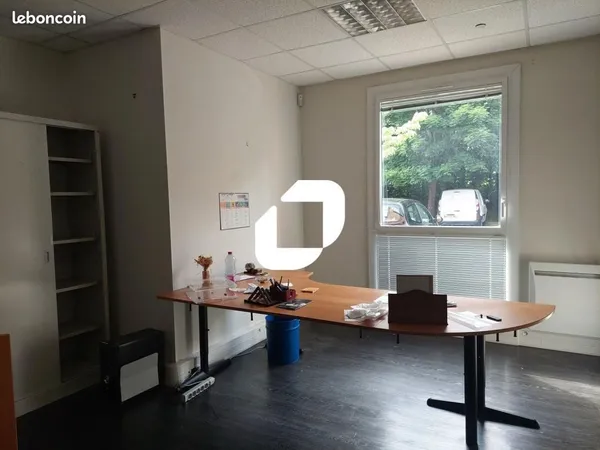 Bureau 113 m²