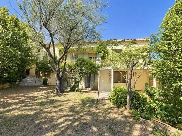 Maison 5 pièces 148 m²