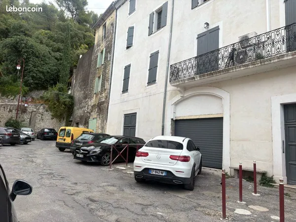 Bureau et espace de travail Location Sommières  40m² 500€