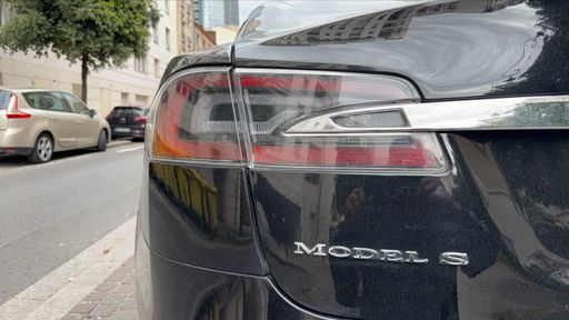 Tesla Model S AWD 100 kWh Dual Motor - Long Range – 2018 – 85187 km – Électrique – Boîte Automatique — photo 15