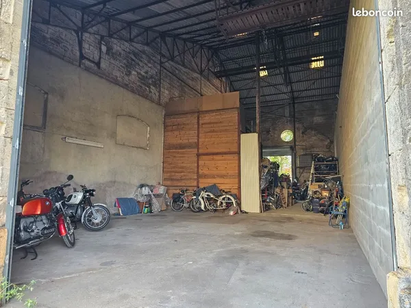 A saisir av hangar 200m2 ideal artisan
