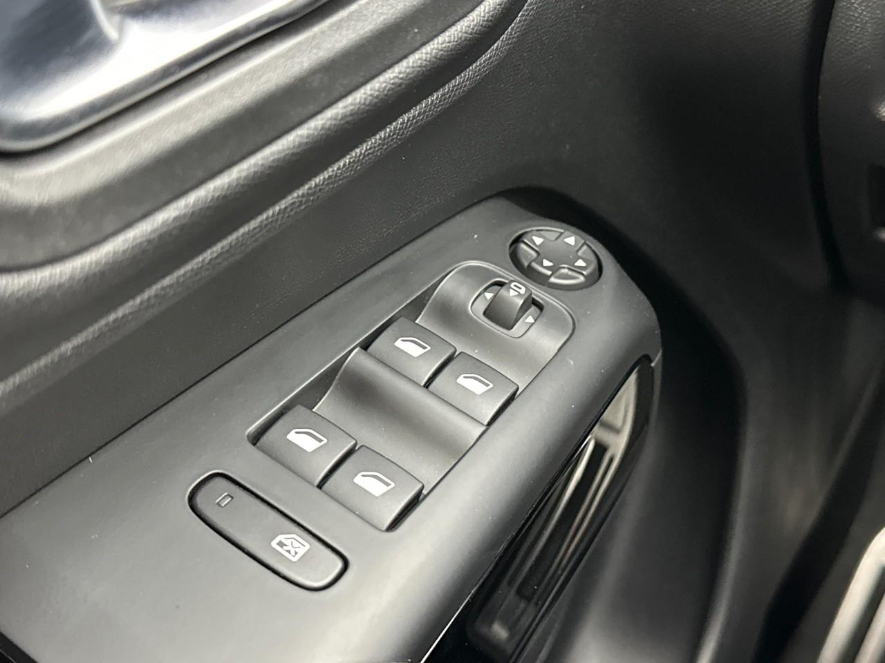 Citroën C5 Aircross puretech 130 s&s eat8 shine — photo 16